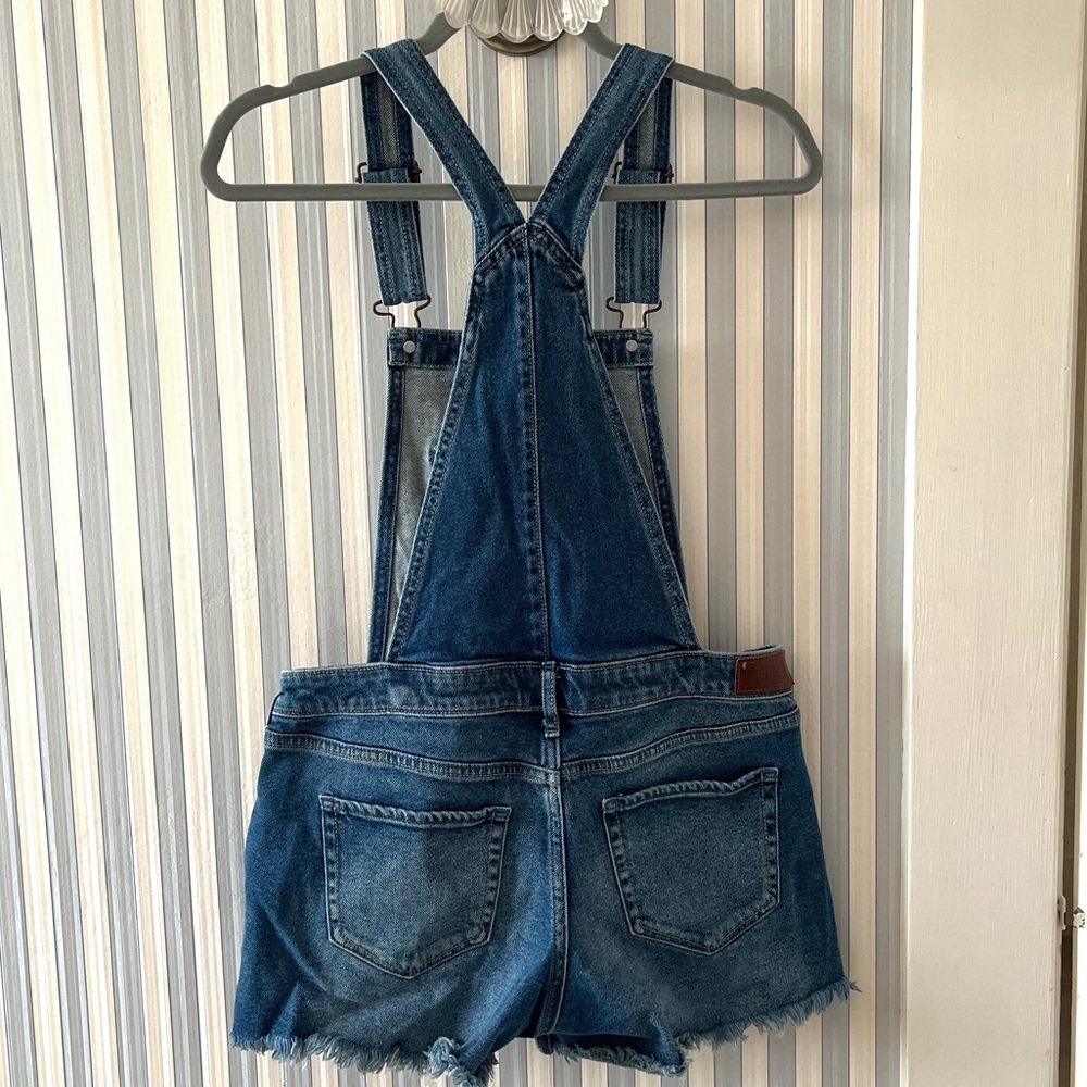 Hollister Boyfriend Short Overalls - Picture 2 of 6